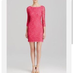 Diane von Furstenberg lace 3/4 sleeved dress